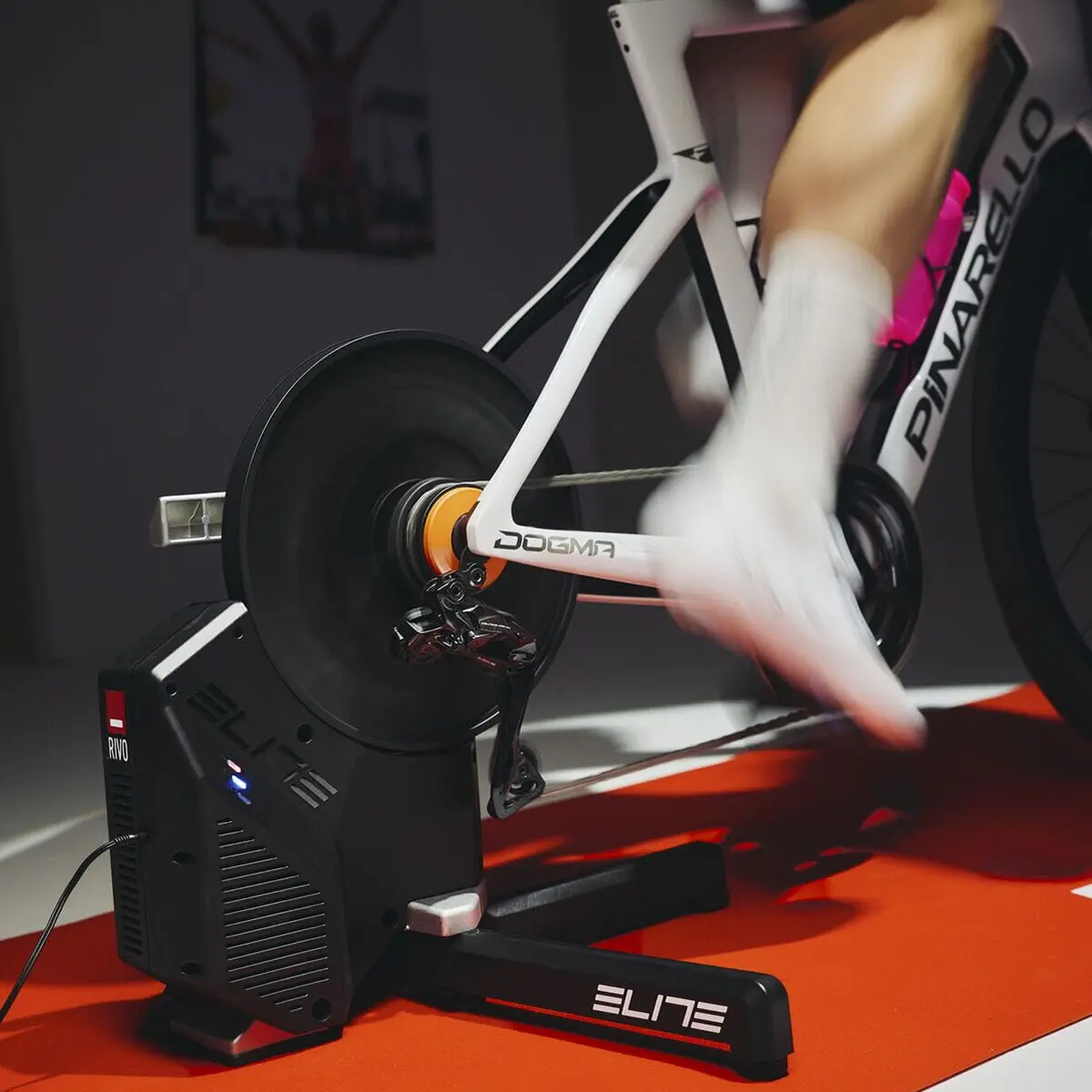 Elite Rivo FE-C mag trainer with Wi-Fi, includes Zwift Cog and Click 2