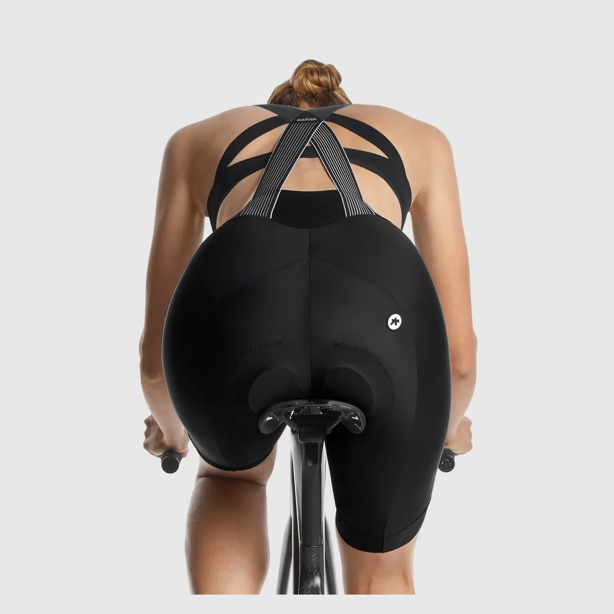 Assos UMA GT Womens Bib Shorts C2 - Image 3